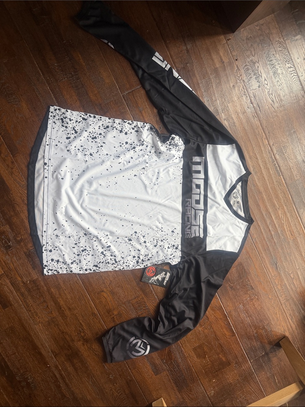 NEW Moose Racing riding Qualifier jersey.  Motocross ATV 

SIZE MEDIUM
